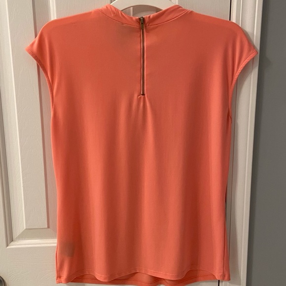 Worthington Top - Picture 2 of 2